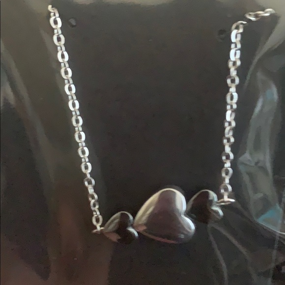 🔥🆕 Hematite Heart Silver-tone Chain Necklace - Picture 2 of 2